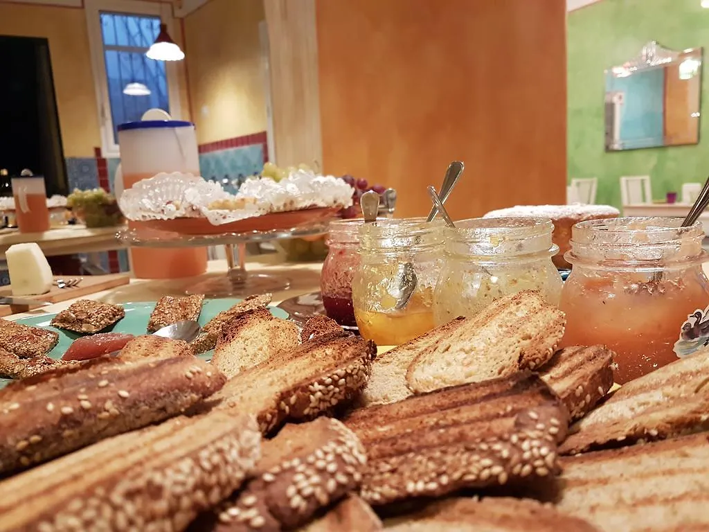 Sant'Agostino Suites & Rooms Mazara del Vallo Alojamento de Acomodação e Pequeno-almoço