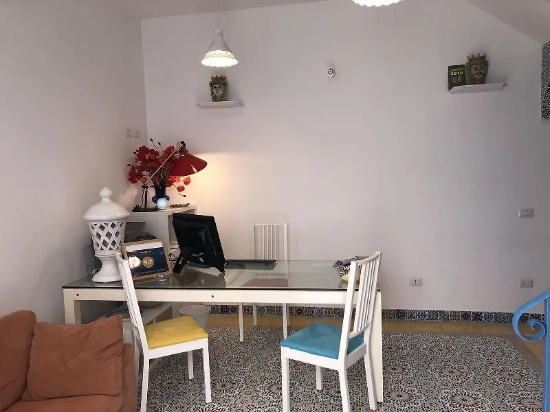 Sant'Agostino Suites & Rooms Mazara del Vallo 3*,